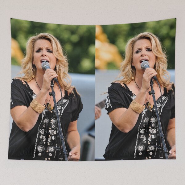 Artikelvorschau, Trisha Yearwood Classic Stage entworfen und verkauft von oliviafowlerart.
