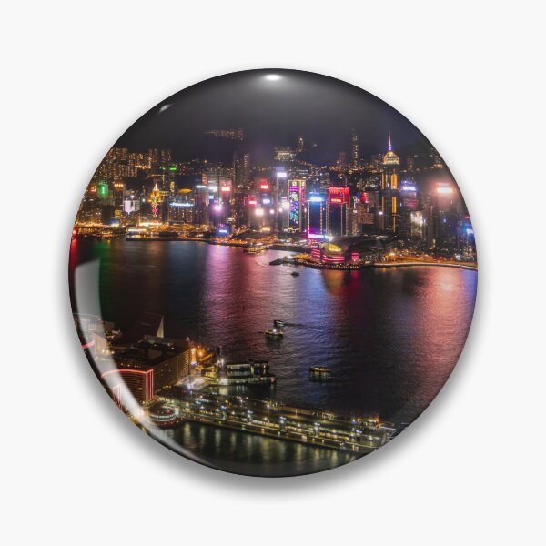 Artikelvorschau, Hongkonger Skyline bei Nacht vom ICC aus – Luftbild des Victoria Harbour – Lichter der Wolkenkratzer entworfen und verkauft von Ross.A.Campbell.