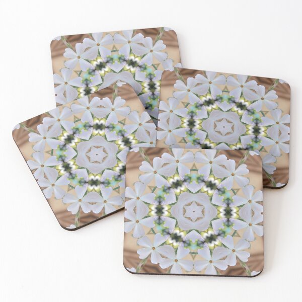 Aperçu de l'œuvre White Phlox Floral Mandala – Detailed Botanical Art créée et vendue par SilentBloomLab.