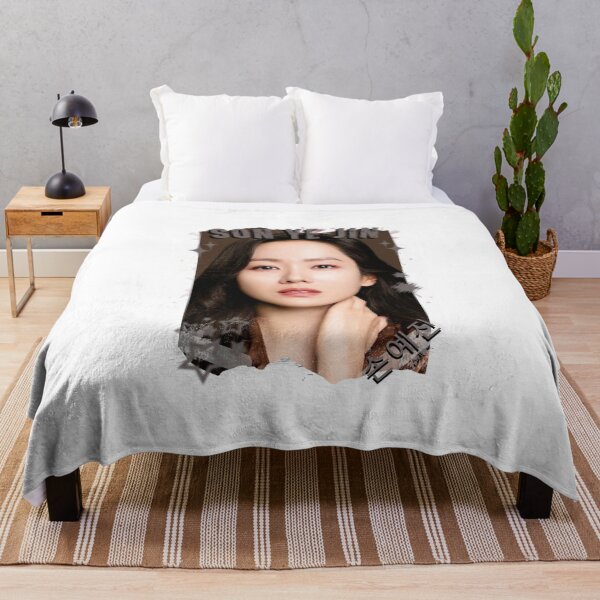 Item preview, Son Ye-jin — 손예진 Korean Drama Actress Kdrama Korea Drama Actor Aesthetic Historical Drama Portrait Art Fan art Chinese actor illustration designed and sold by HELL0WBELLO.