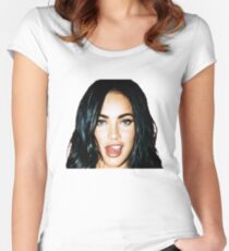 Megan_Tongue Fitted Scoop T-Shirt