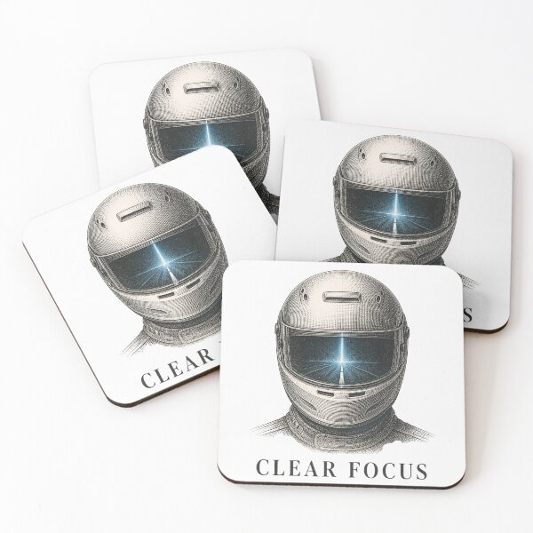 Artikelvorschau, Clear Focus Vintage Rennhelm-T-Shirt entworfen und verkauft von MaynyStudio.