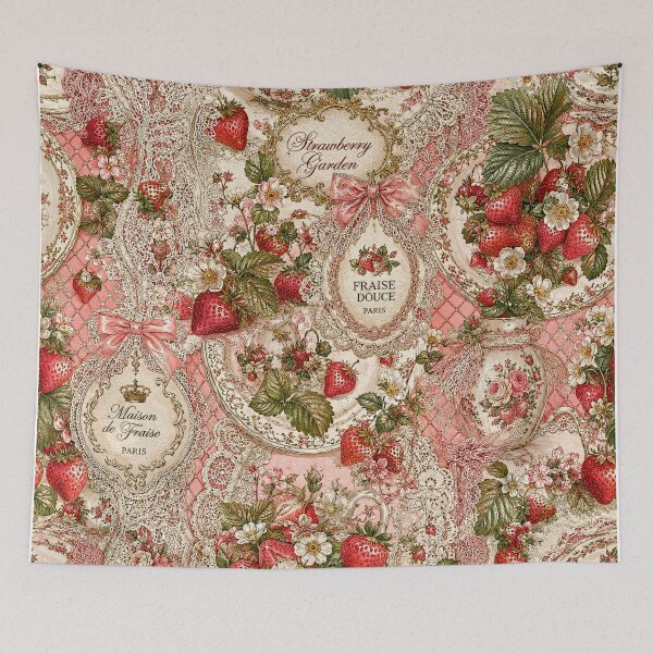 Aperçu de l'œuvre Jardin de fraises | Art Textile Fraise Douce Paris créée et vendue par LuxuryApparels.