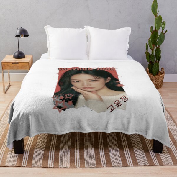 Item preview, Go Youn-jung — 고윤정 Korean Drama Actress Kdrama Korea Drama Actor Aesthetic Historical Drama Portrait Art Fan art Chinese actor illustration designed and sold by HELL0WBELLO.