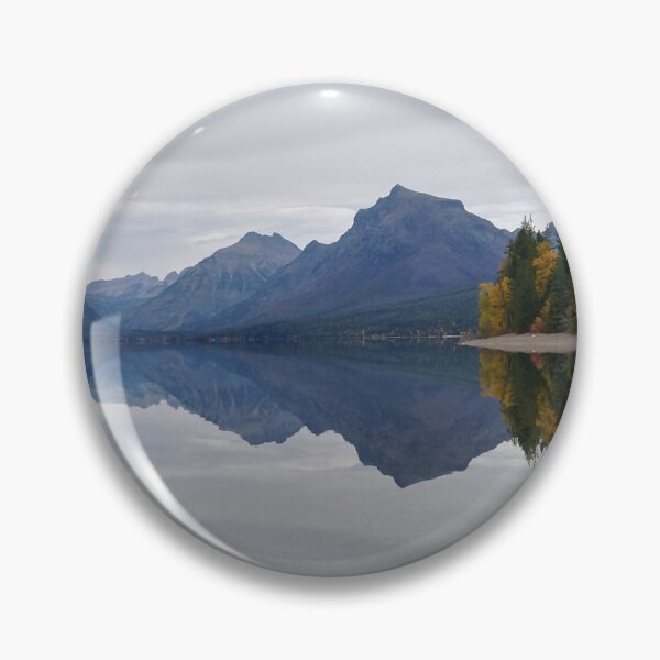 Artikelvorschau, Lake McDonald im Herbst – Montana entworfen und verkauft von Whisperingpeaks.