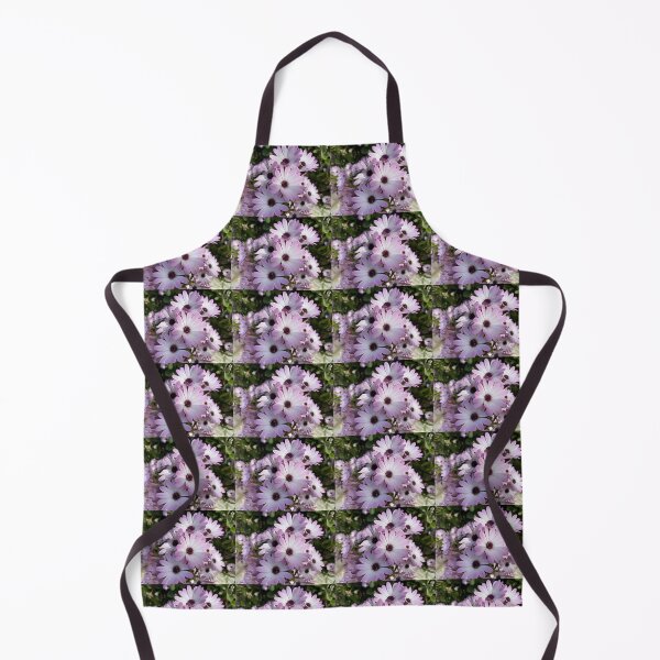 Item preview, Margaritas africanas moradas y blancas. designed and sold by BalkanBloom.