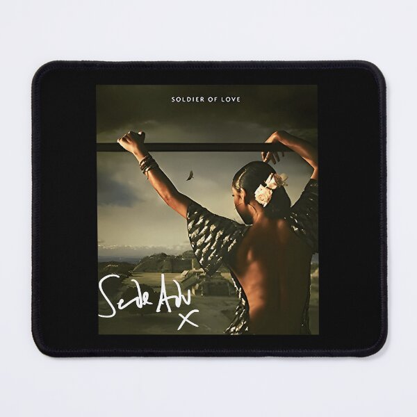 Artikelvorschau, Albumcover von Soldier Of Love entworfen und verkauft von Odysseas Terzis.