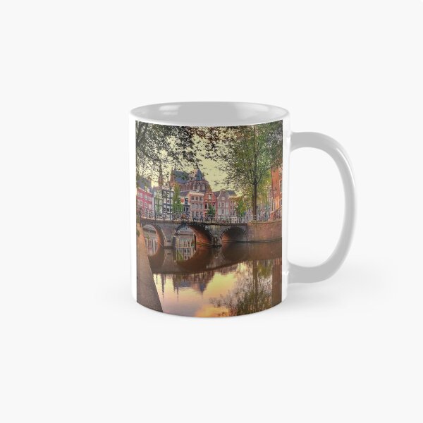 Item preview, Capas web futuristas de la Orquesta de Manchester designed and sold by Mahumlifestyle.