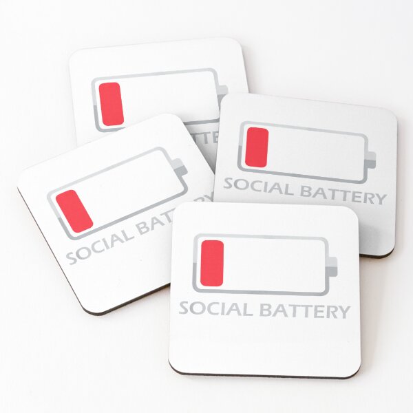 Artikelvorschau, „Soziale Batterie niedrig“ – lustiges T-Shirt für Introvertierte entworfen und verkauft von kevincuellar.