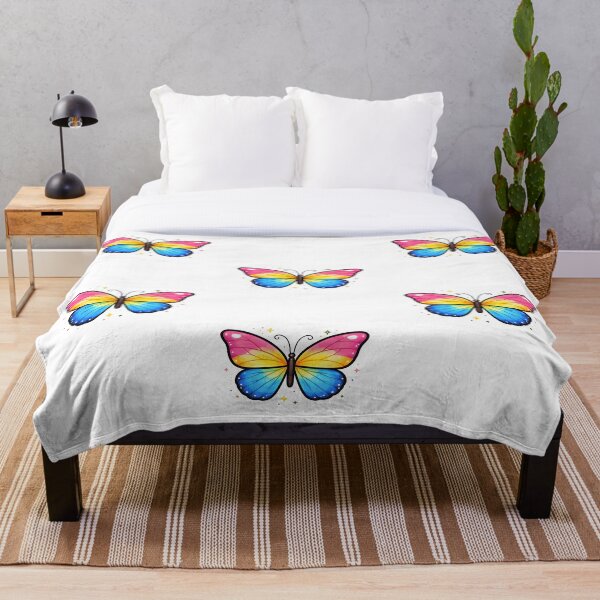 Artikelvorschau, Regenbogen-Schmetterling – Farbenfrohe LGBTQ+-, Pride- und Kinderkunst | Niedliches Schmetterlingsdesign „Liebe ist Liebe“ für T-Shirts, Aufkleber, Handyhüllen, Tassen, Taschen, Hoodies ?? entworfen und verkauft von ArtByTripti.