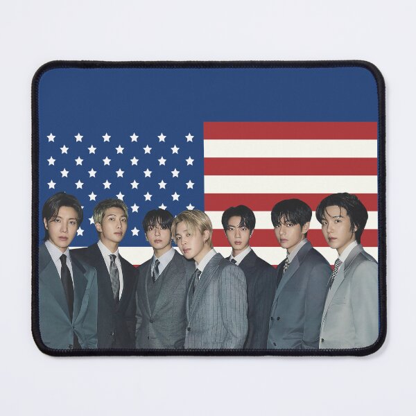 ur,mouse_pad_small_flatlay,