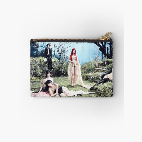 Item preview, LE SSERAFIM (KPOP) designed and sold by jaofnn.