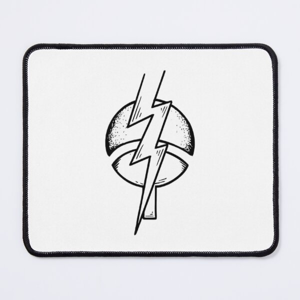 Artikelvorschau, Uchiha-Clan-Wappen mit Blitz – Naruto-Kunstbeschreibung: Eine einzigartige Interpretation des Uchiha-Clan-Fanwappens, kombiniert mit einem Blitzsymbol. Perfekt für Fans von Sasuke und dem Uchiha-Erbe. entworfen und verkauft von nighto-0W.
