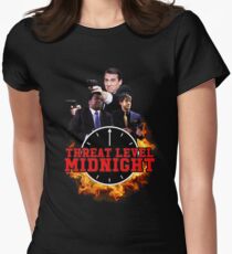 BEDROHUNGSEBENE MIDNIGHT Tailliertes T-Shirt