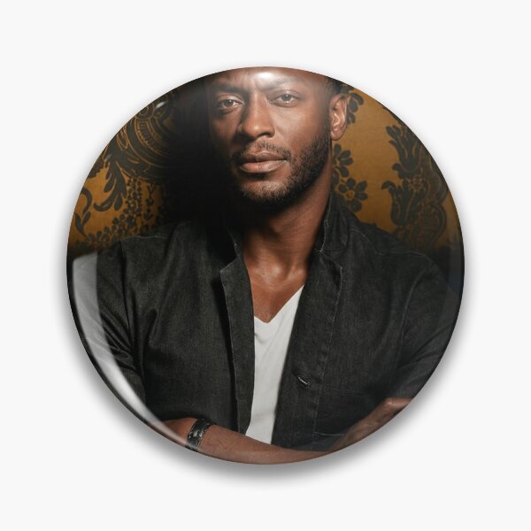 Artikelvorschau, Aldis Hodge Powerful entworfen und verkauft von oliviafowlerart.