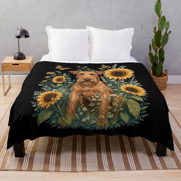 Artikelvorschau, Irischer Terrier mit Sonnenblume Cottagecore-Kunst Hundebesitzer entworfen und verkauft von TerryConnells.