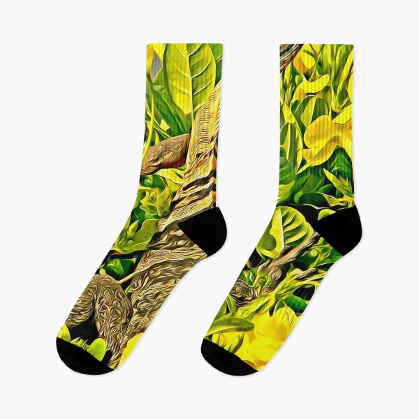 Aperçu de l'œuvre Iguane tropical dans des fleurs jaunes créée et vendue par Gustavo Navarro.
