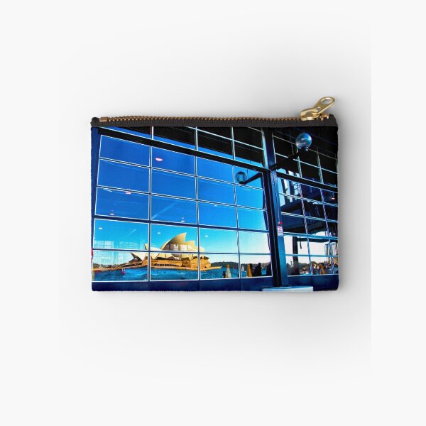 Artikelvorschau, A Reflection on Sydney Opera House #2 - Australia entworfen und verkauft von Bryan Freeman.