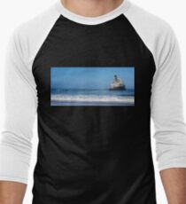 Fishing boat sunk. Men's Baseball ¾ T-Shirt