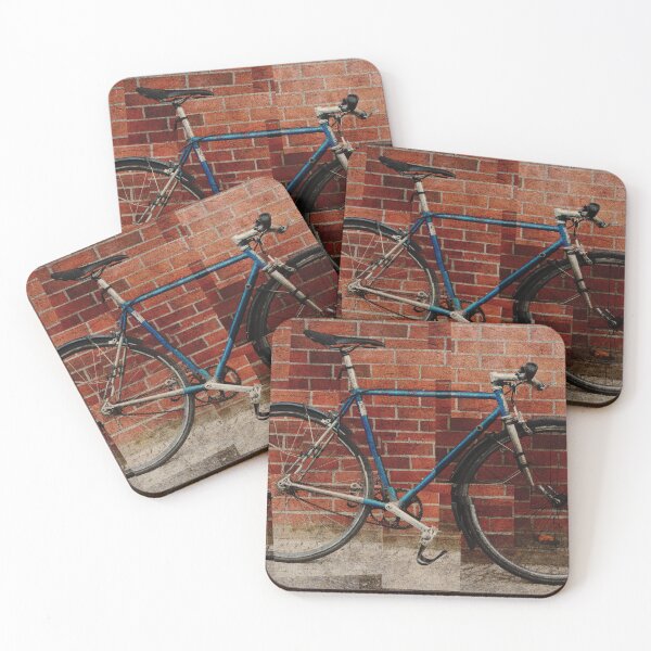 Item preview, Bicicleta de piñón fijo contra una pared designed and sold by younglen.