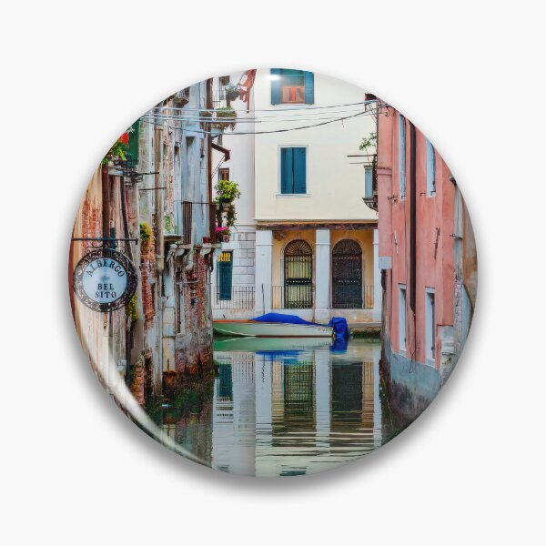 Artikelvorschau, Malerische venezianische Kanalszene entworfen und verkauft von Gerard Fornarotto.
