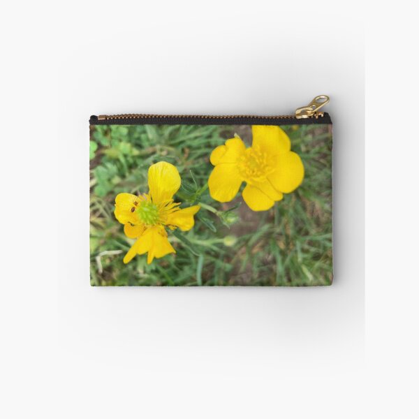Item preview, Buttercups with Spider designed and sold by Amanda1775.