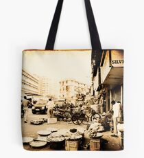 BUSTLING BOMBAY Tote Bag
