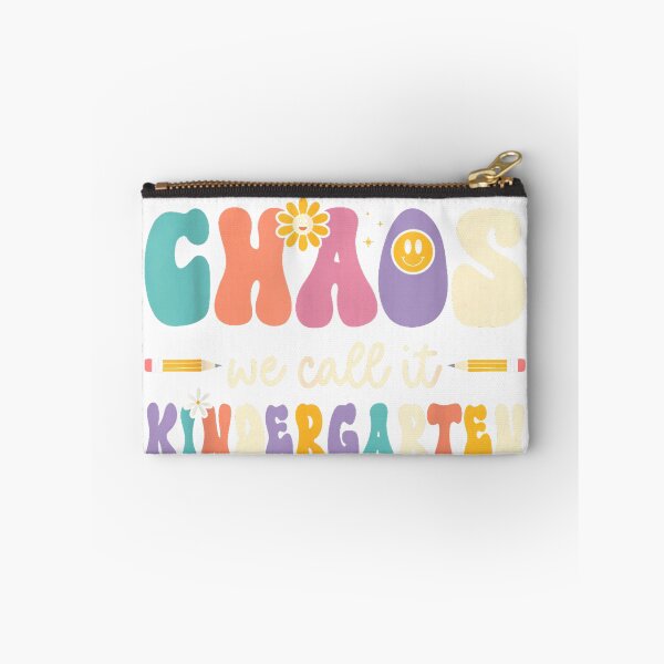 Artikelvorschau, Groovy – Manche nennen es Chaos, wir nennen es Kindergärtner-T-Shirt entworfen und verkauft von kevincuellar.