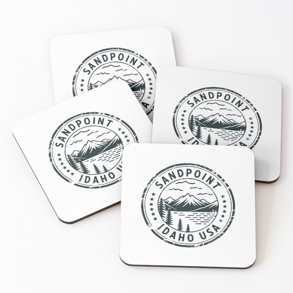 Aperçu de l'œuvre Insigne vintage de Sandpoint, Idaho, États-Unis – Design d'aventure en plein air au bord d'un lac de montagne créée et vendue par ArcticFoxStudio.