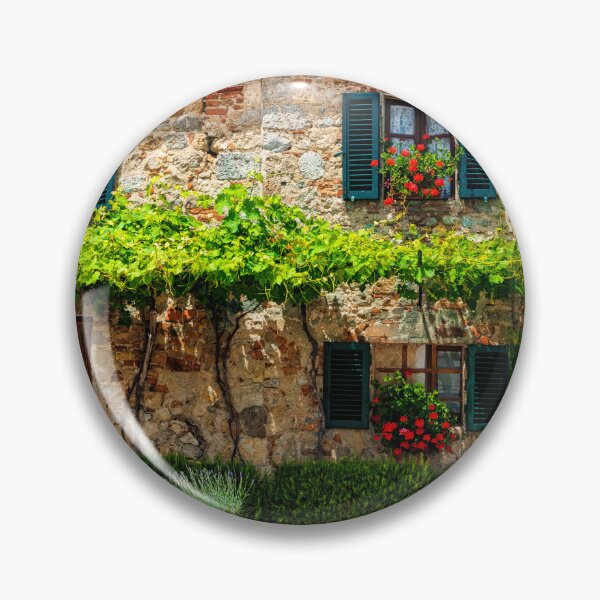 Artikelvorschau, Charmantes rustikales italienisches Steinhaus entworfen und verkauft von Gerard Fornarotto.
