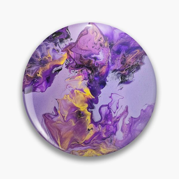 Artikelvorschau, Fluid Art in Lila und Gold entworfen und verkauft von DardinieDesigns.