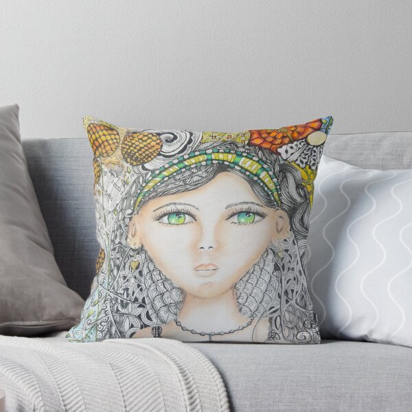 Aperçu de l'œuvre Portrait de jeune fille aux yeux verts portant un bandeau floral complexe – Zentangle créée et vendue par LorieFossaArt.