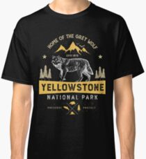 Yellowstone T shirt National Park Grey Wolf - Vintage Gifts Men Women Kids Youth Classic T-Shirt