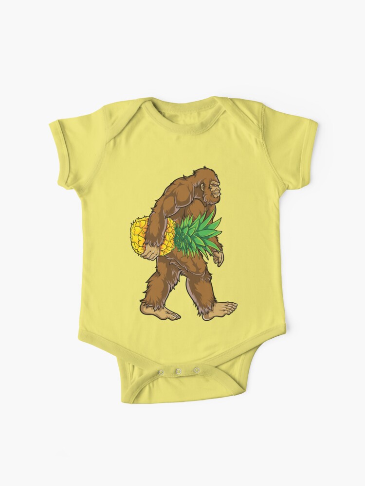 Bigfoot Carrying Pineapple T Shirt Funny Sasquatch Gifts Tee Men