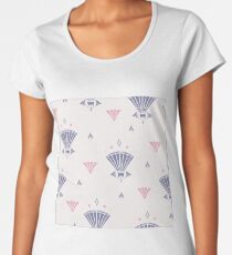 Princess Lily Art Deco inspired flowers. Premium Scoop T-Shirt