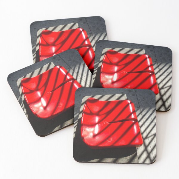 Item preview, red bench designed and sold by felipequeiroz.