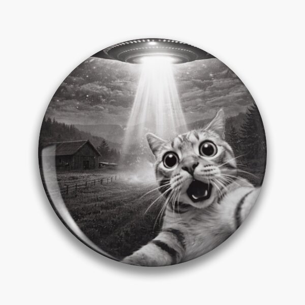 Artikelvorschau, Alien-Entführung Katzen-Selfie entworfen und verkauft von FlyingKickF.