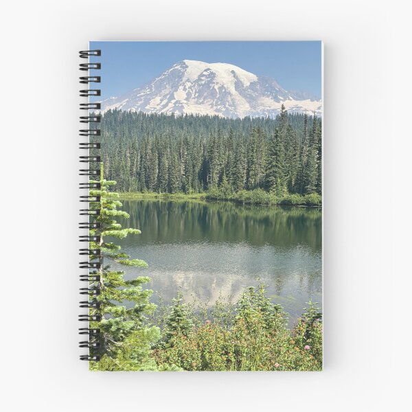 Artikelvorschau, Mount Rainier entworfen und verkauft von EmberAndPaint.