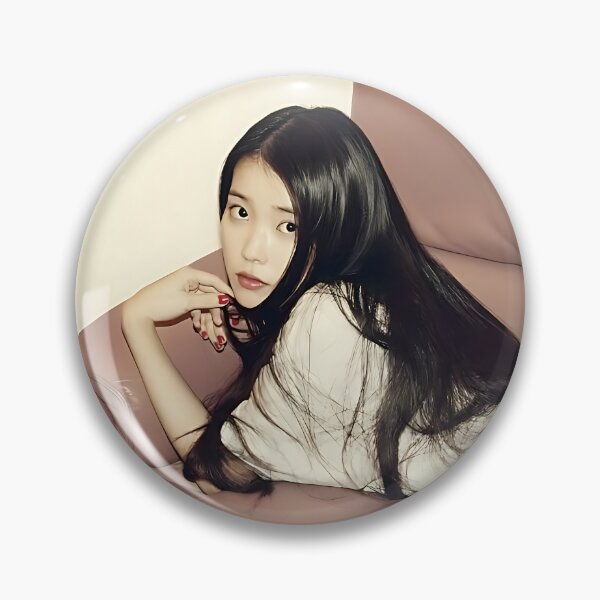 Item preview, Iu / Lee Ji-eun Sofa designed and sold by William Cano.