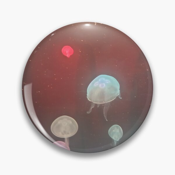 Artikelvorschau, Dreamy Glowing Jellyfish entworfen und verkauft von PhuongVoArt.