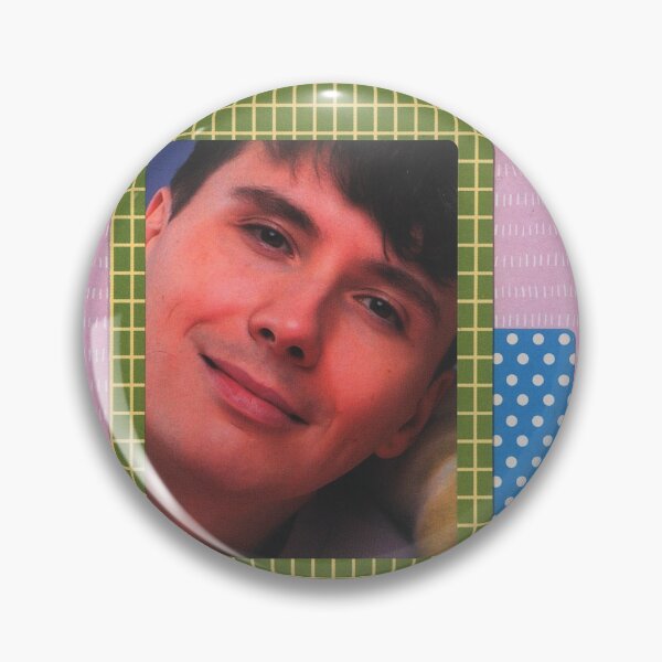 Aperçu de l'œuvre Page Zine de Daniel Howell créée et vendue par zinesbyscout.