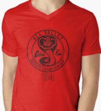 Cobra Kai T-Shirt mit V-Ausschnitt
