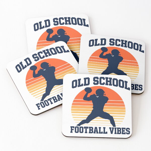 Artikelvorschau, Old-School-Football-Vibes – Retro-American-Football-Spieler entworfen und verkauft von LuloCreative.