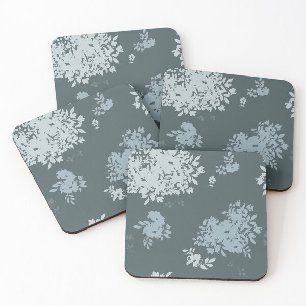 Artikelvorschau, Tonales, fallendes Blumenmuster in Schieferblau entworfen und verkauft von ThisArtMama.