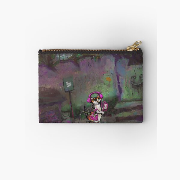 Item preview, Madame Titi needed to pass by a cemetery at night and put on some very happy music so she wouldn't be scared (the ghosts were the ones who should be scared of her). designed and sold by guilhernunes.