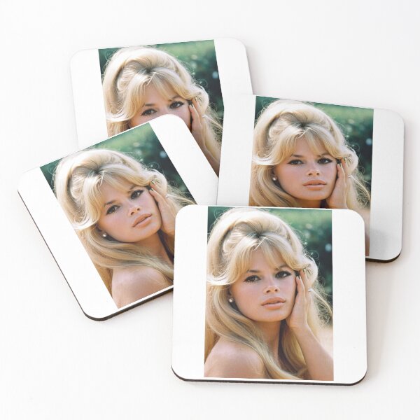 Item preview, Character - Haut Sombre Regard Mysterieux Portrait designed and sold by Beat-It.