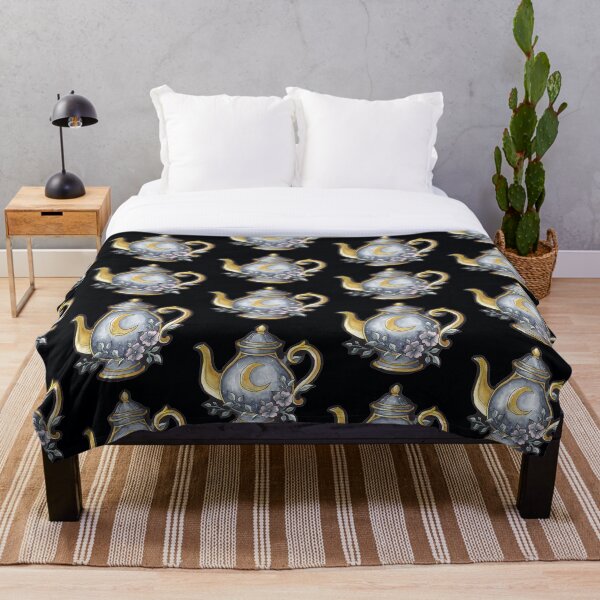 Aperçu de l'œuvre Théière tissée avec croissant de lune et fleurs créée et vendue par Darkfully-Done.