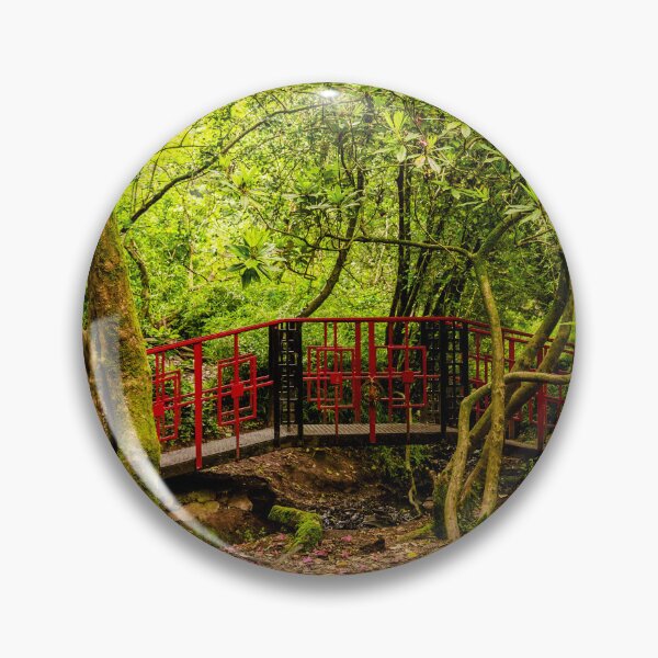 Artikelvorschau, Die Oriental Bridge, Parc Cefn Onn, Cardiff entworfen und verkauft von VnGphoto.