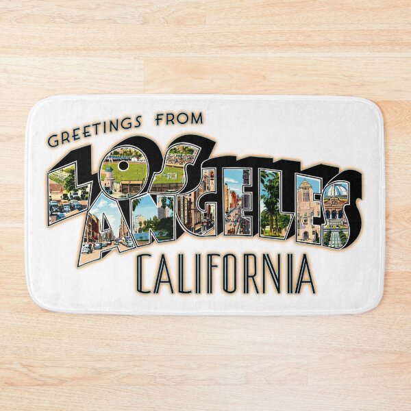 Artikelvorschau, Vintage-Grüße aus Los Angeles, Kalifornien, Postkartenstil, Illustration von Wahrzeichen der Stadt entworfen und verkauft von portokalis.
