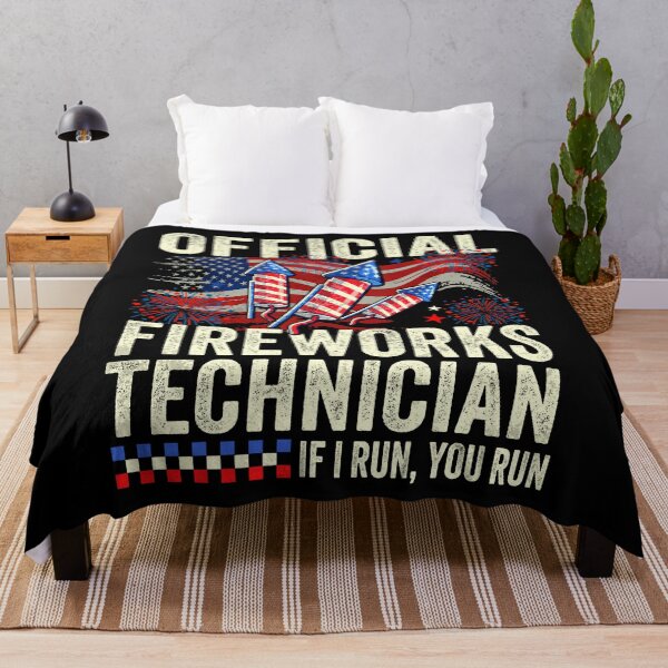 Aperçu de l'œuvre Technicien officiel en feux d'artifice créée et vendue par elongatedjazz.